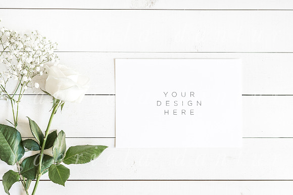 Download White Floral A5 Card Mockup