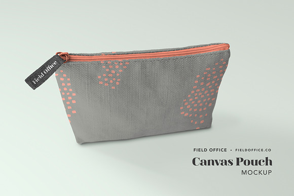 Download Canvas Pouch Mockup